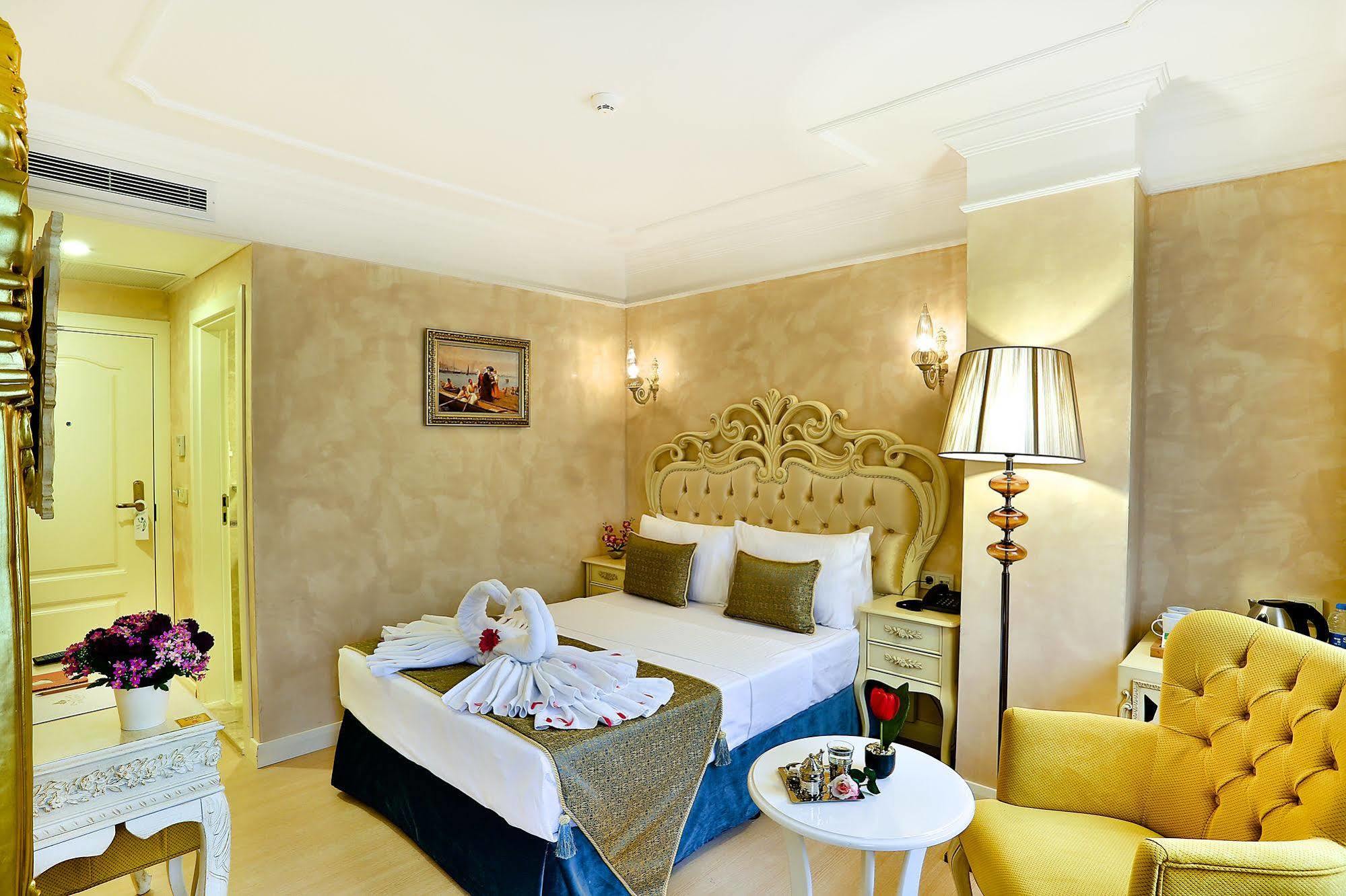 Edibe Sultan Hotel Istanbul Exterior photo